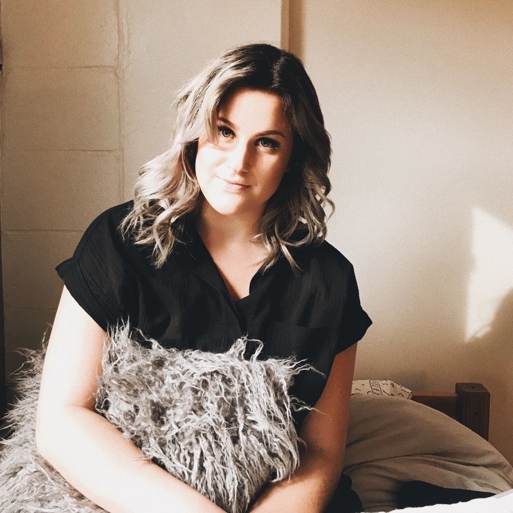 Meet your Posher, Emma - Picture 4 of 4